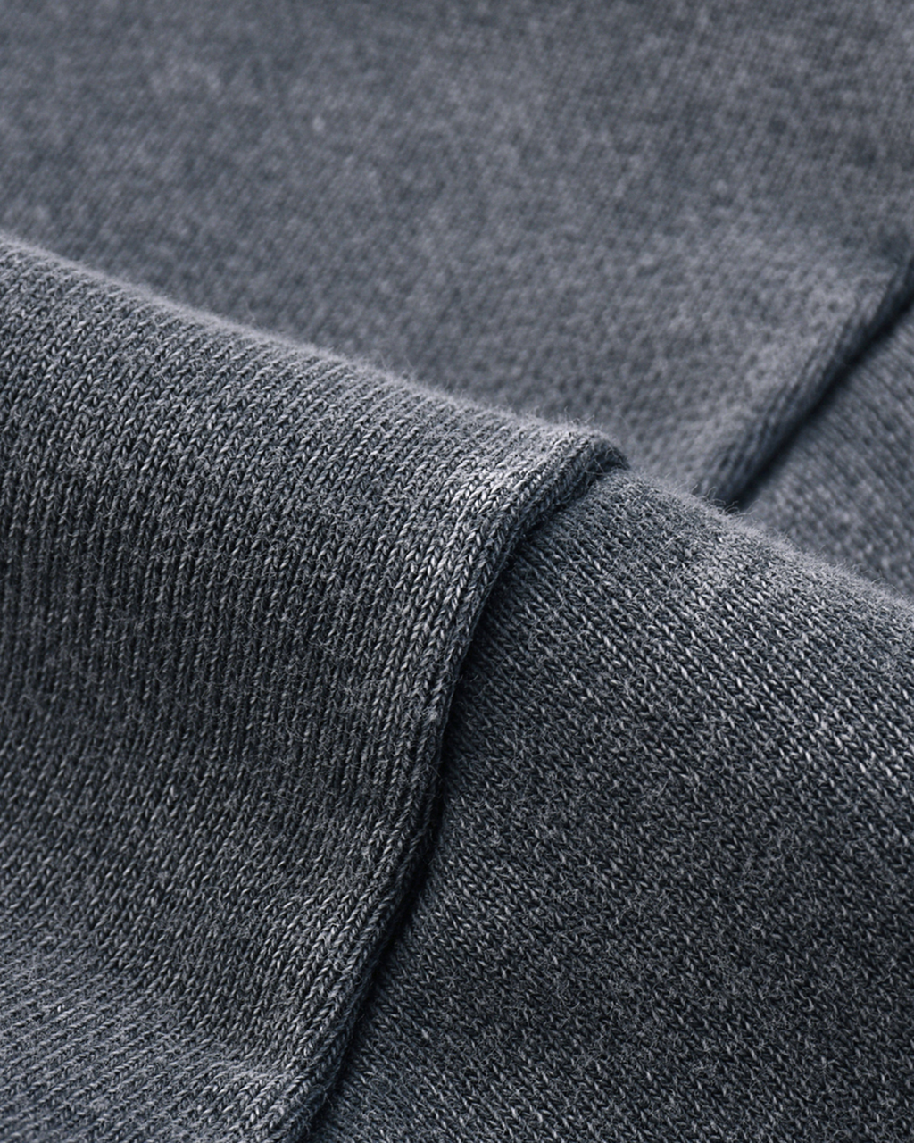 BVBY MUSCLE - Washed Raw Edge Cropped Sweatshirt
