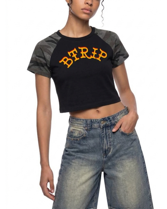 KELLY Camo Crop Tee