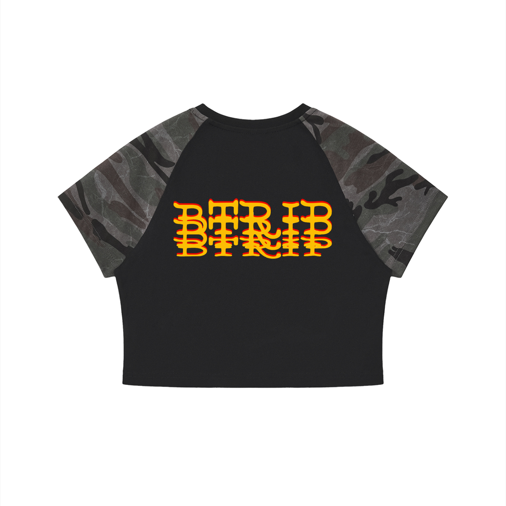 KELLY - Women’s Camo Raglan Crop T-Shirt