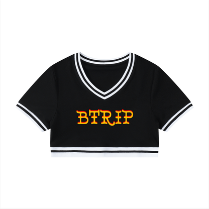 GUVYNVBO - Color Block V-Neck Crop Shirt